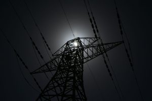Blackout-300x200 停電に備えよ：災害時に備えるべき必須アイテムと実践的な対応策