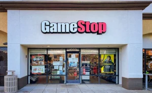 GameStop-300x184 ブックオフが都内店舗を続々「閉店」…！ 突然の10月閉店ラッシュ、背後に潜む事情とは？